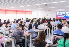 �廪��ѧ���³����ް�γ���ô����